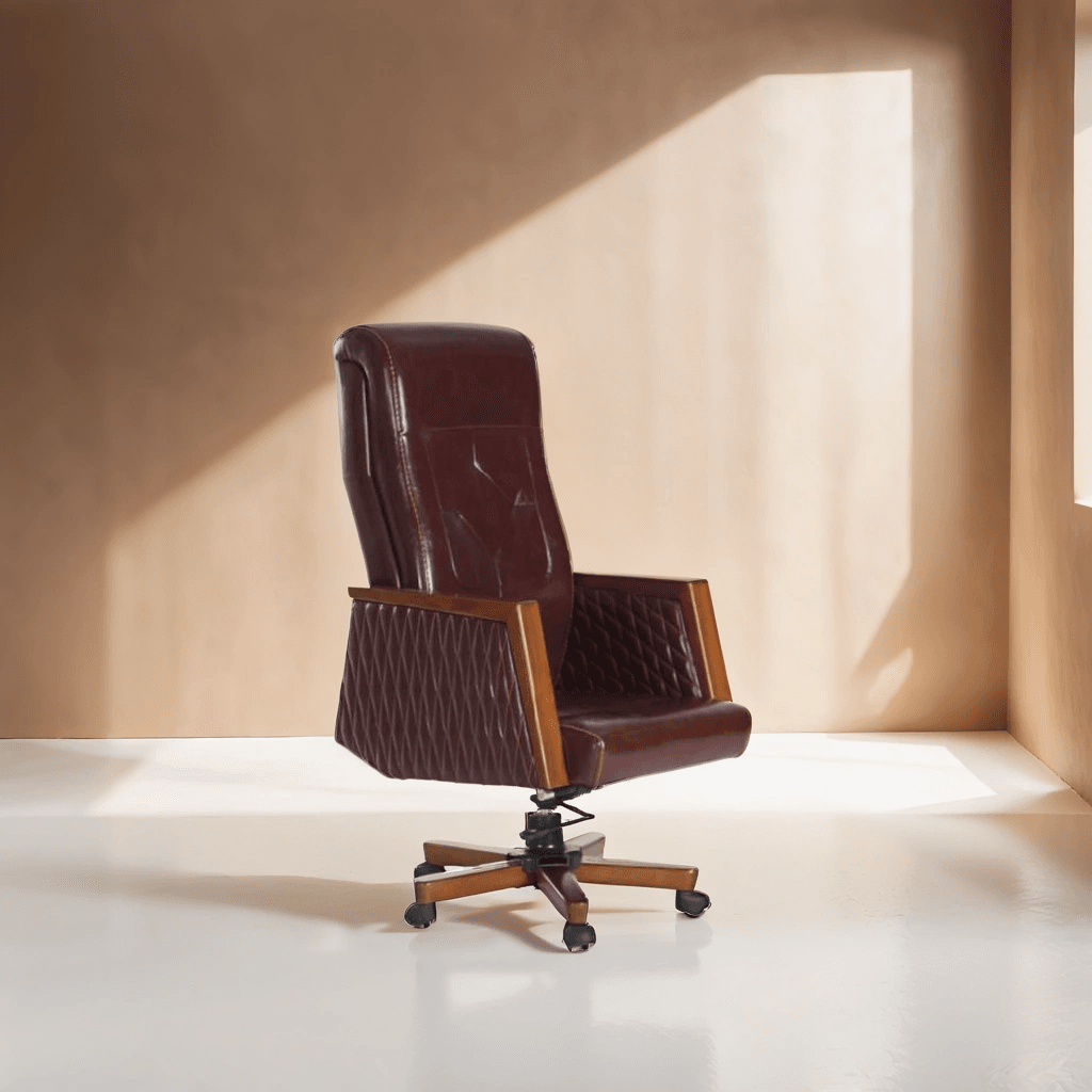 Luxurious Brown Leather Manager Chair